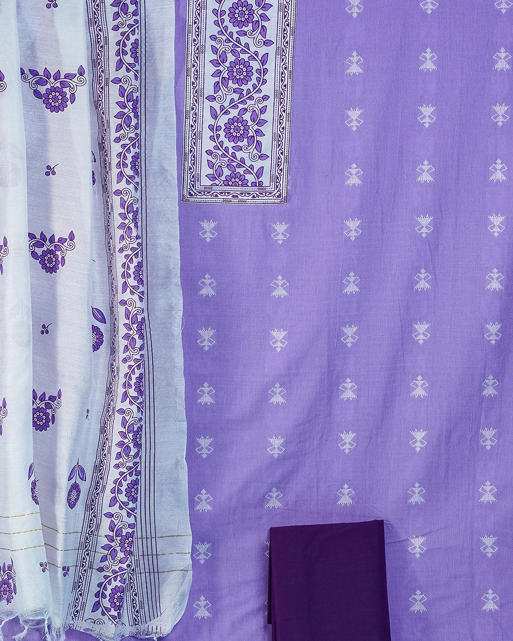 Elegant  levander & Purple Floral Printed Chudi Material