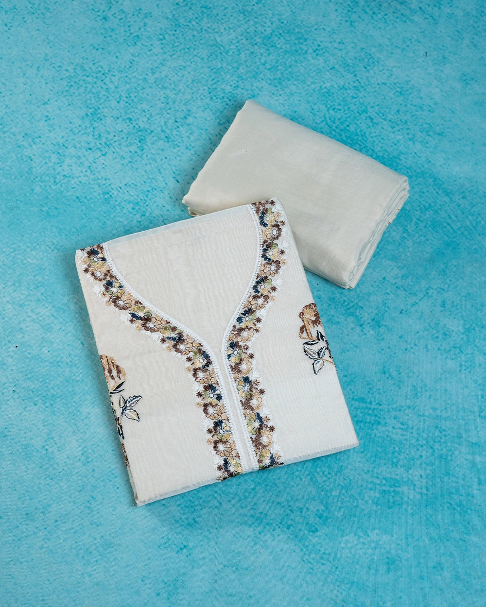 Elegant Ivory &Cream Floral Embroidered Chudi Material